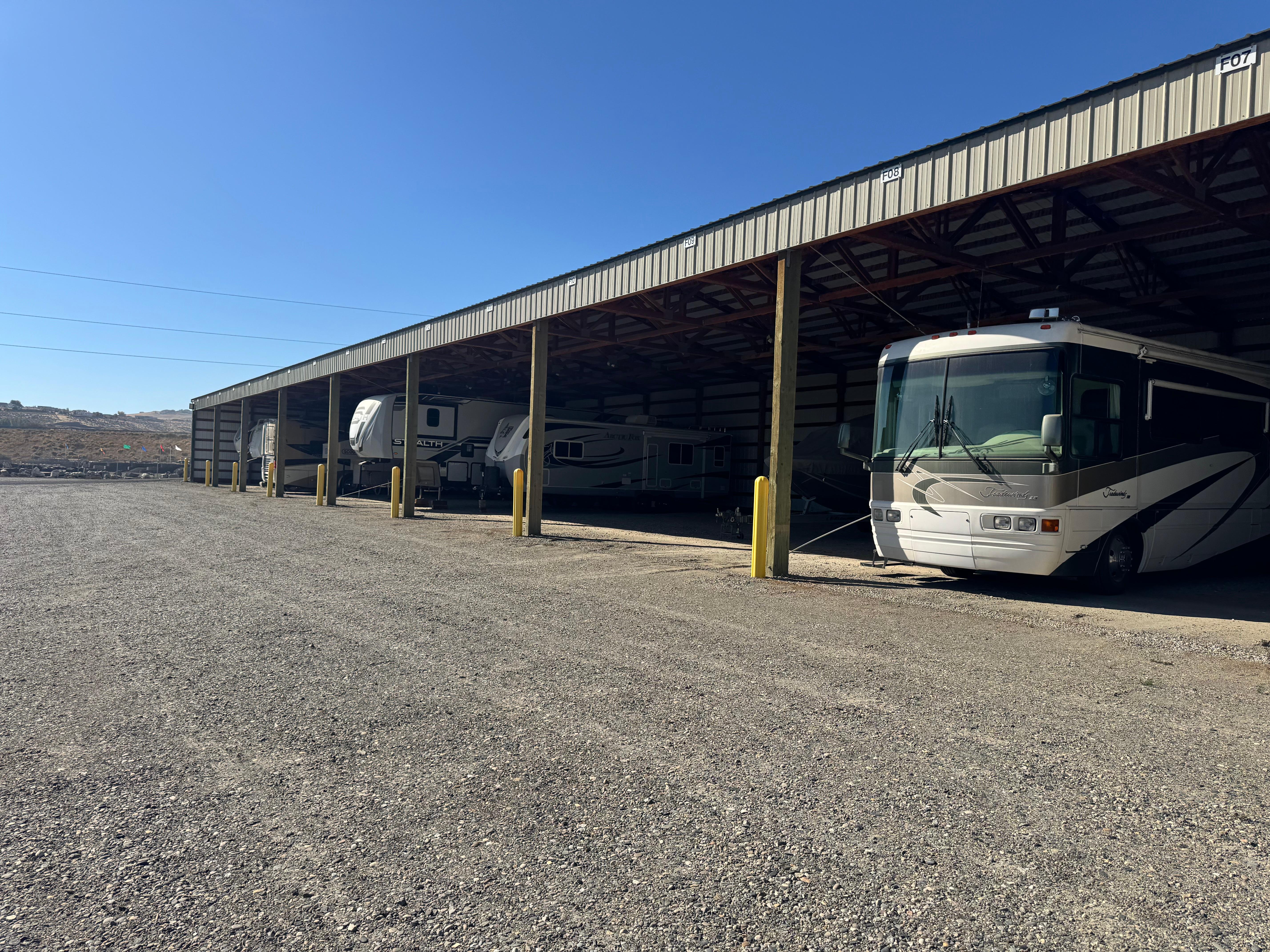 Reata Express 147 E Reata Rd. Richland, WA 99352 (509) 581-0649